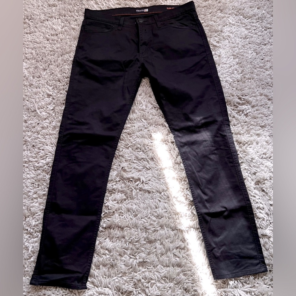 Dockers Men’s Slim Fit 34W x 32L